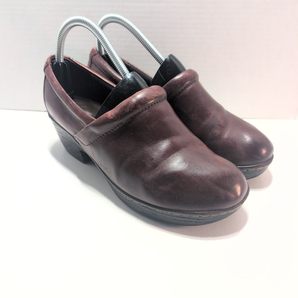 BOC Born Concept Slip On Cognac Leather Clogs Women's 8.5